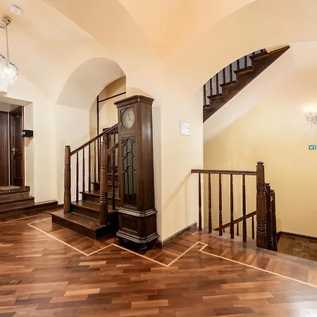 Sw Tomasza Old Town, Sun & Snow アパート